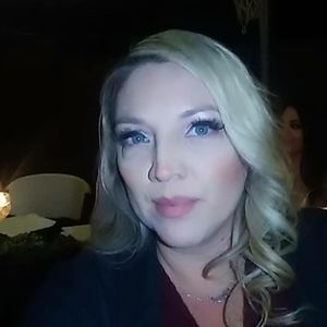 Meet your Posher, Helen